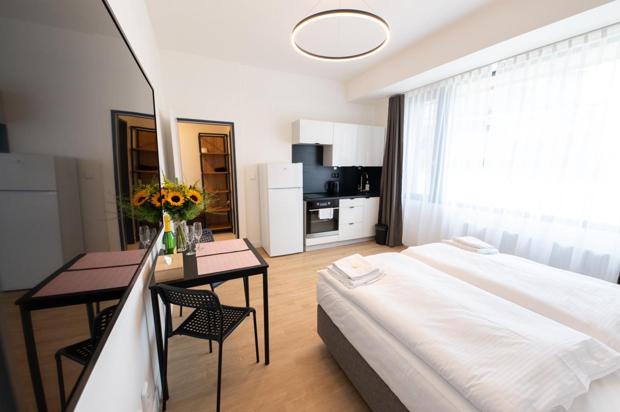 Aparthotel Factory